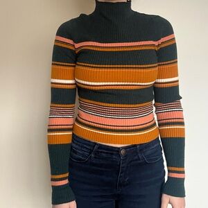 Striped turtle neck top!